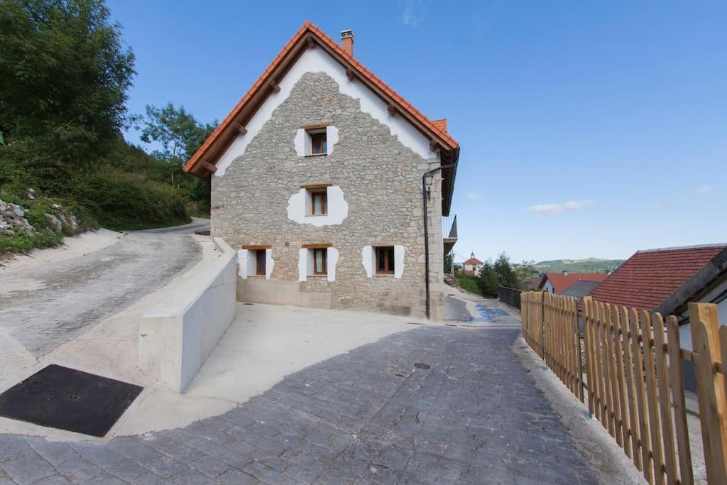 Casa Rural Enekoizar Abaurrea Alta エクステリア 写真